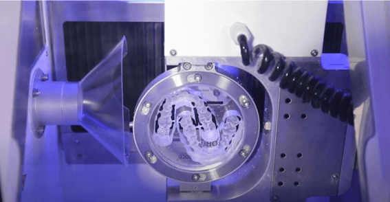 O que faz um laboratório de prótese dentária